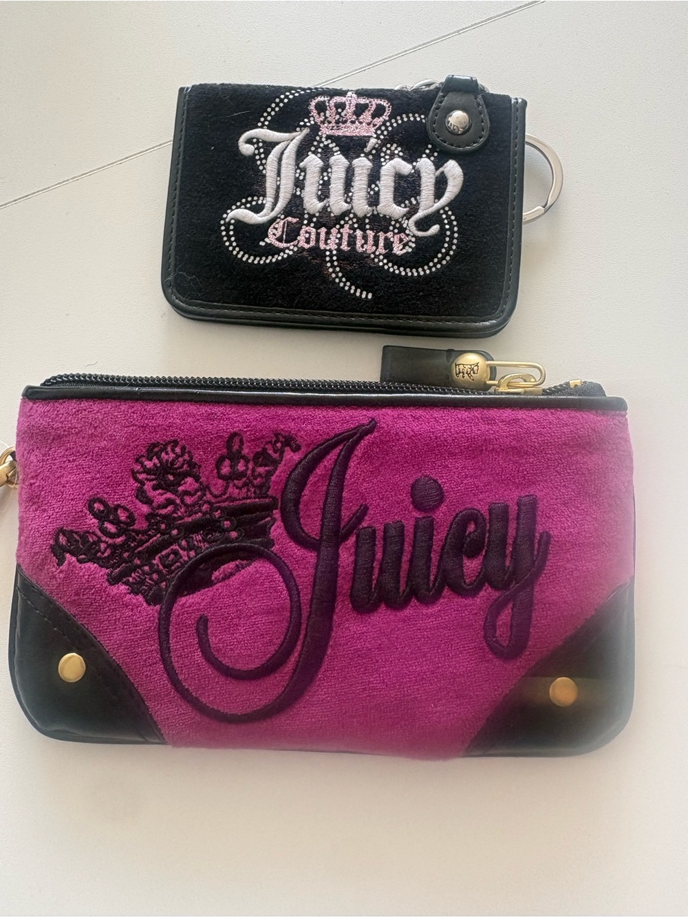 Juicy Couture Black & Fuchsia Velvet Card Holder and Zip Pouch Set